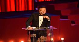 تفاصيل تعرض الفنان محمد رياض لأزمة صحية مفاجئة.. «ميكروب بالمعدة»