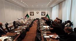 نائب رئيس الوزراء يبحث مع مسؤولين بالكويت توسيع التعاون الاستثماري بين البلدين