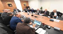 وزير الإسكان يعقد اجتماعا مع مسئولي «سيتي إيدج» لاستعراض خططها التسويقية  