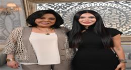 هل أغنية البخت اتغنت لهدى المفتي؟.. إسعاد يونس تواجه الفنانة الشابة بسؤال جريء