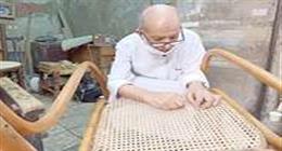 «نبيل» حقوقي بزيّ صنايعي: «علمت كل ولادي.. ووصيتهم يفتحوا الورشة بعد موتي»