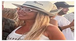 رزان مغربي تحتفل بنجاح حفل تامر حسني في أول ظهور لها بعد «حادث السقف»