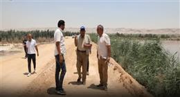 إصلاح خط مياه وقطع ببرك الأكسدة في المنيا