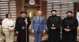 محافظ المنيا يستقبل الأنبا بقطر ويشيد بدور الكنيسة في ترسيخ الوحدة الوطنية