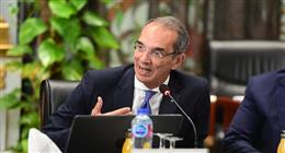وزير الاتصالات يشرح للأطفال أهمية التكنولوجيا والذكاء الاصطناعي