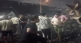 مدير أمن القليوبية وقيادات المحافظة بموقع حريق محل مأكولات ميدان المؤسسة