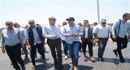 وزير الري ومحافظ الغربية يتفقدان مجرى نهر النيل فرع رشيد بكفر الزيات