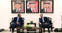 مدبولي يصل إلى عمّان للمشاركة في الدورة 33 للجنة المصرية الأردنية (صور)