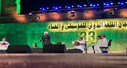 ياسين التهامي يبدأ فقرته في الليلة الثالثة من مهرجان القلعة وسط تفاعل جماهيري كبير