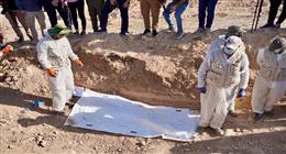  أضخم مقابر ضحايا داعش الجماعية في الموصل.. نينوى تبدأ فتح مقبرة الخسفة