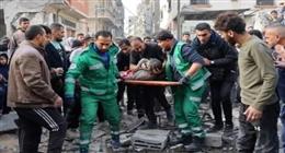 استمرار التصعيد في غزة.. 30 شهيدًا في غارات إسرائيلية جديدة على القطاع