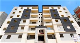 وزير الإسكان: تنفيذ 5016 وحدة لمحدودي الدخل بمدينة برج العرب الجديدة  