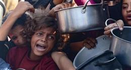 استشهاد 18 فلسطينيا في غارات إسرائيلية على خان يونس ودير البلح والبريج