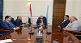 محافظ القاهرة يوجه رؤساء الأحياء الجدد بالتواجد الدائم في الشارع لخدمة المواطنين
