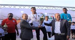 من مضمار السباق إلى بوابة الشهادة.. قصة استشهاد العداء الفلسطيني العمور بحثا عن الطعام