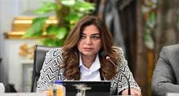 وزيرة التنمية المحلية تتابع آخر تطورات حادث قطار مطروح وتقدم العزاء لأسر الضحايا