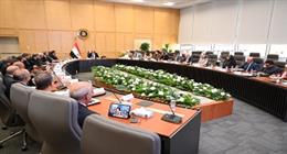 وزير الصناعة يبحث آليات توطين صناعة صاج السيارات في مصر مع مصنعي الحديد