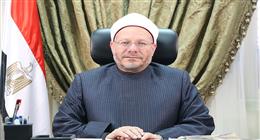د. شوقي علام يدلي بصوته في إنتخابات مجلس الشيوخ.. ويؤكد: المشاركة واجب وطني