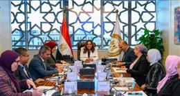 وزيرة التنمية المحلية تستعرض خطة «البيئة» لمواجهة نوبات تلوث الهواء الحادة 2026