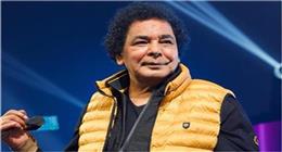 محمد منير يطمئن جمهوره عن حالته الصحية: «أنا بخير»