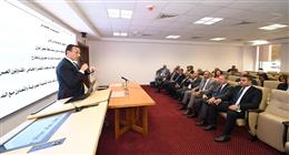 مساعد وزير الإسكان يلتقي عددا من سفراء مصر الجدد لاستعراض جهود التنمية العمرانية