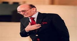 أشرف زكي يكشف آخر تطورات الحالة الصحية للفنان محمد صبحي