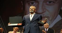 وزير الثقافة يكرم صبري فواز خلال حفل افتتاح مهرجان المسرح التجريبي