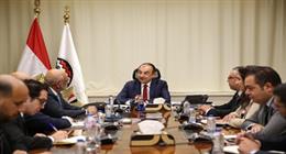 وزير قطاع الأعمال يبحث تعزيز التعاون مع البنك الدولي