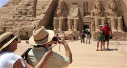 «السياحة الثقافية»: 9% زيادة متوقعة في السياح الإسبان بعد زيارة الملك فيليبي لمصر