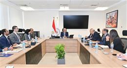 وزير الري يبحث التعاون مع البنك الدولي في التحول الرقمي وتحلية المياه