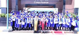 جامعة سوهاج تحتفل بتخرج دفعة جديدة من طلاب برنامج إدارة الأعمال