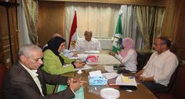 شقق سكنية ووظائف.. محافظ القليوبية يستجيب لطلبات المواطنين في اللقاء الجماهيري 