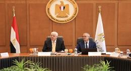 وزير التعليم العالي يعلن التوسع في تقديم المنح الدراسية للطلاب المتفوقين غير القادرين