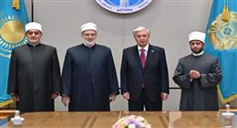 رئيس كازاخستان يستقبل وزير الأوقاف ووكيل الأزهر ومفتي الديار المصرية