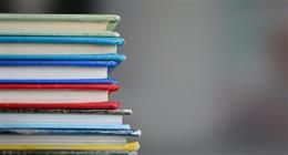 قبل بدء الدراسة.. الإفتاء تحذر: شراء الكتب الخارجية المستعملة جائز بشرط