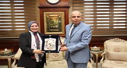 محافظ المنيا يؤكد دعمه للمؤسسات التعليمية بجميع المراكز 