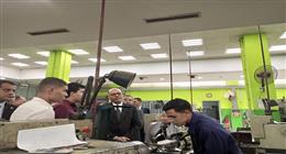 وزير العمل يدعو الشباب للتقديم في منح التدريب المهني بالمعهد الساليزياني
