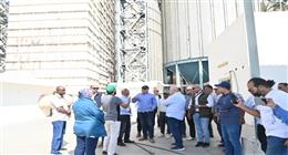 وزير الري يتفقد الموقف التنفيذي لـ«مشروع تنمية جنوب الوادي»