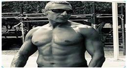 حسن أبو الروس يكشف عن شخصيته في فيلم «الكراش»