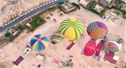 رحلات البالون الطائر تنطلق في سماء الأقصر: 1000 سائح فوق المعابد الأثرية 