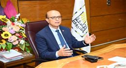 رئيس جامعة أسيوط يوجه بالالتزام بالجدول الزمني في تنفيذ المشروعات الإنشائية