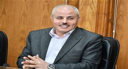 رئيس جامعة القناة يعلن استمرار تسجيل الساعات المعتمدة أسبوعين
