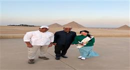 رئيس سنغافورة وقرينته يزوران المتحف المصري الكبير وأهرامات الجيزة