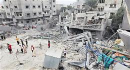مدير مستشفى الشفاء بغزة: نعمل في ظل أزمة طبية خانقة وسط استمرار القصف الإسرائيلي