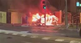 وسائل إعلام إسرائيلية: مصابون جراء انفجار سيارة في تل أبيب
