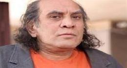 عاجل.. نقل الفنان منير مكرم إلى المستشفى بعد تعرضه لأزمة صحية