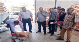 محافظ أسيوط: متابعة سير العمل داخل مصانع الأعلاف لضمان جودة الإنتاج 