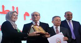 نقابة أطباء القاهرة تحتفل بيوم الطبيب.. وتؤكد: الدفاع عن حقوقهم أولوية 
