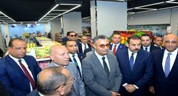 وزير التموين يفتتح أول ثلاثة فروع مطوّرة من المجمعات الاستهلاكية «كاري أون»
