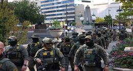 بعد اعتقال 11 شخصًا.. انتشار عملاء فيدراليين في شيكاغو يثير مخاوف المهاجرين